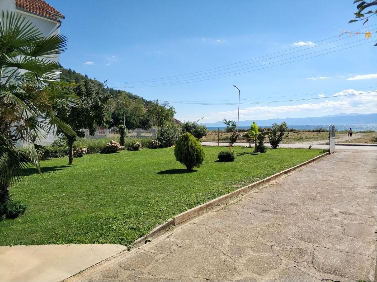 Apartments Three Ohrid Exterior photo