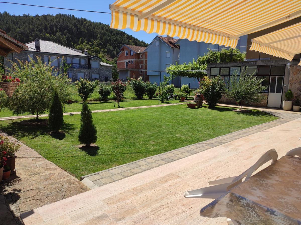 Apartments Three Ohrid Exterior photo
