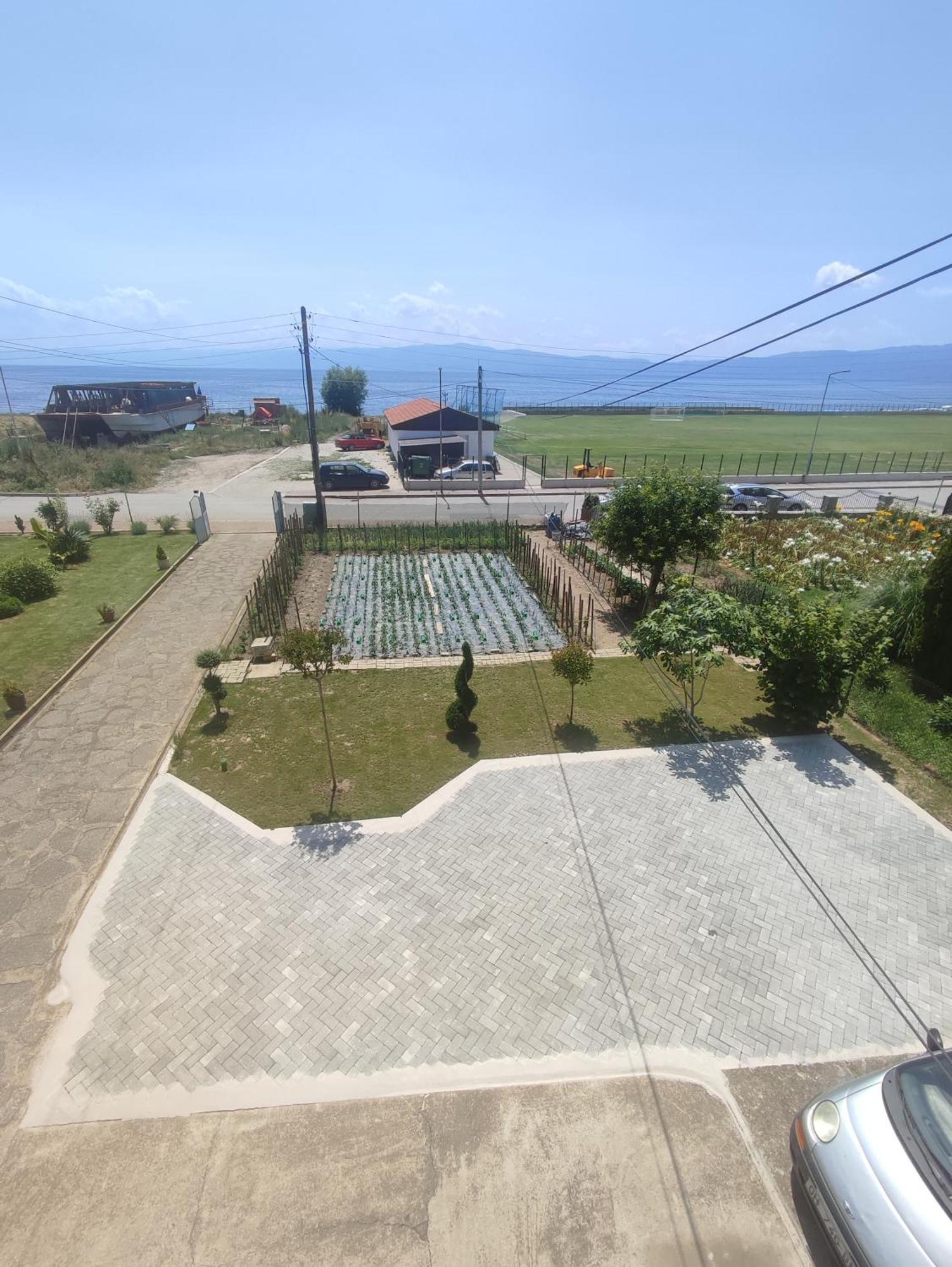Apartments Three Ohrid Exterior photo