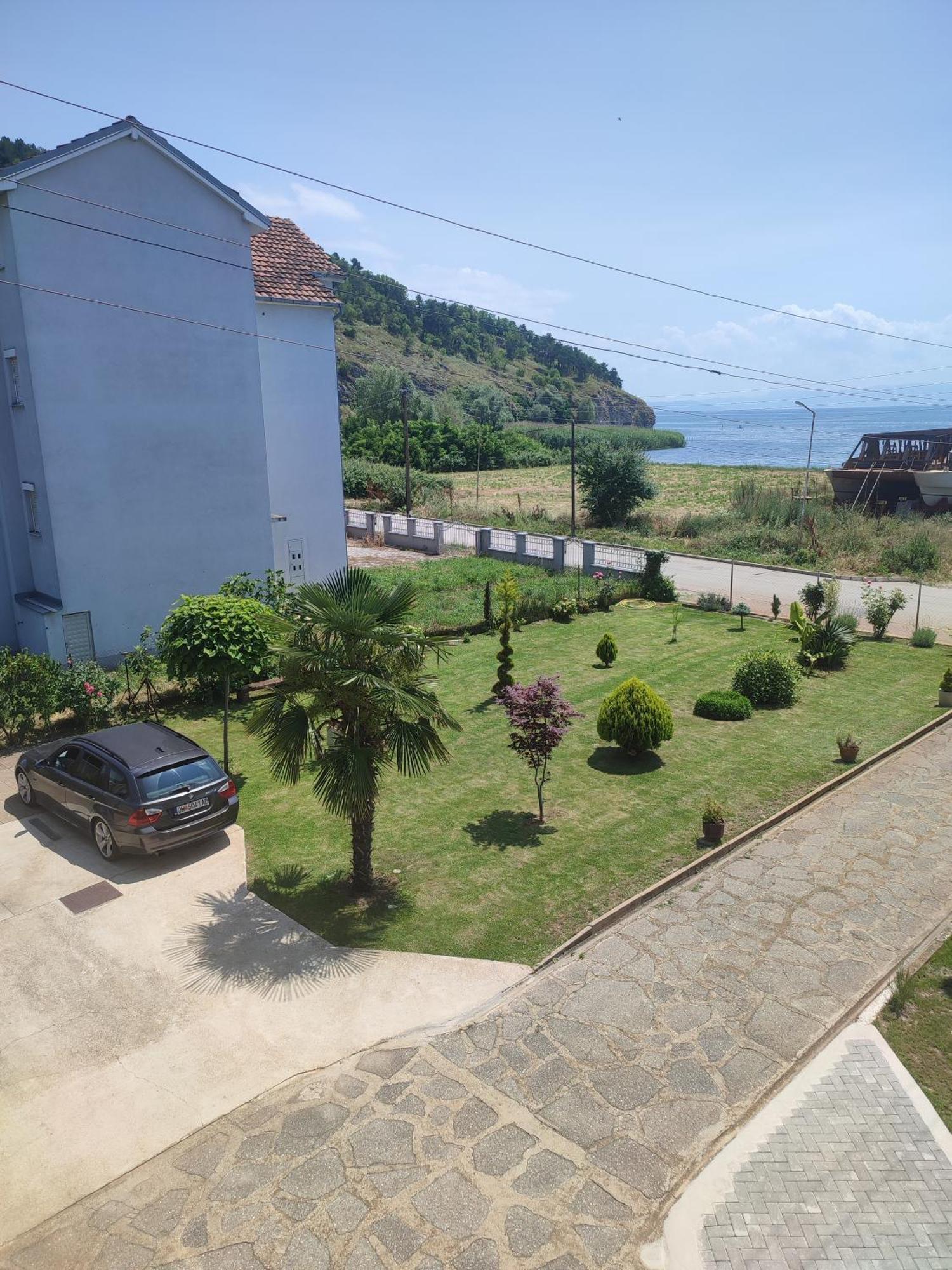 Apartments Three Ohrid Exterior photo