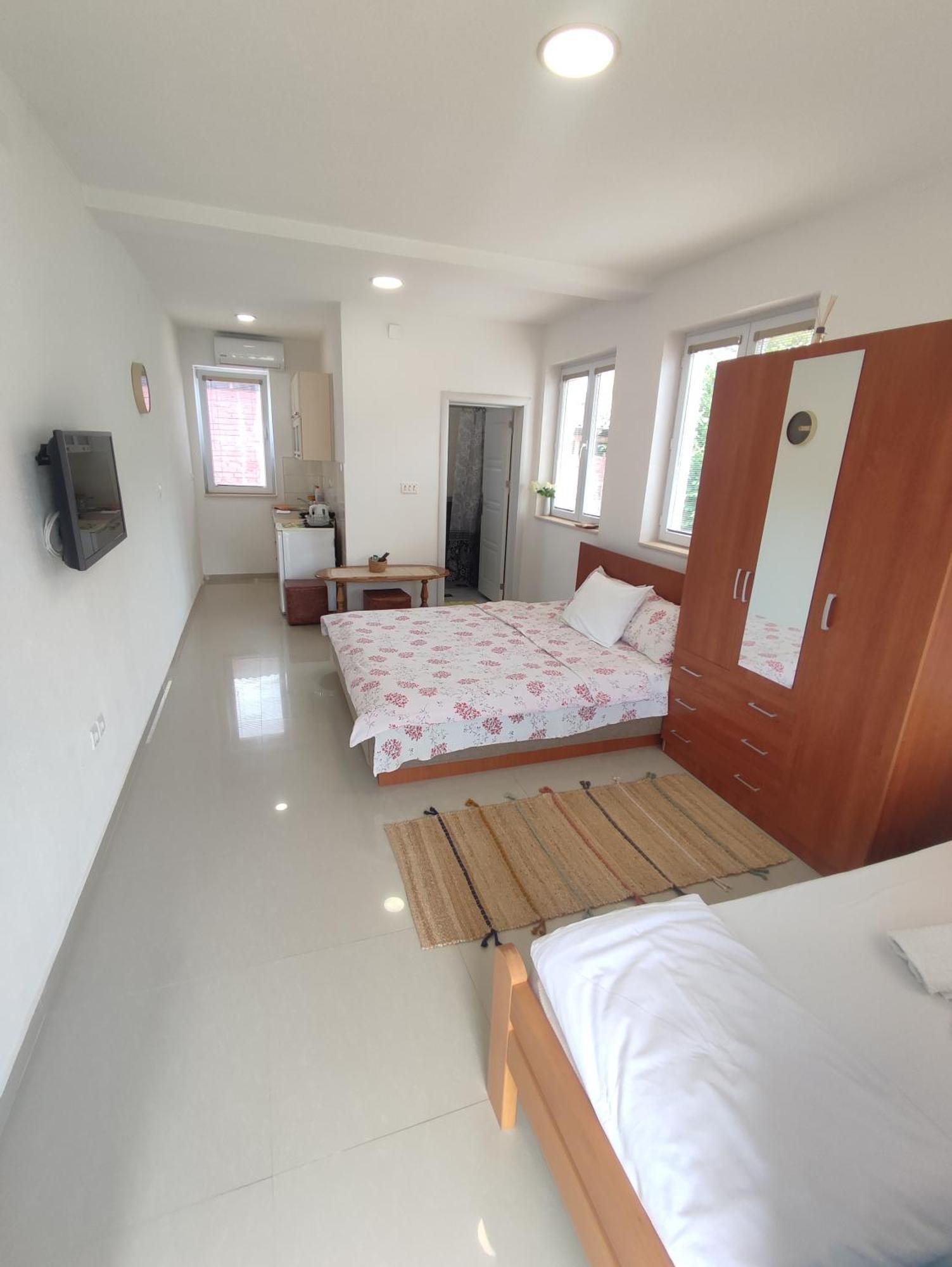 Apartments Three Ohrid Room photo