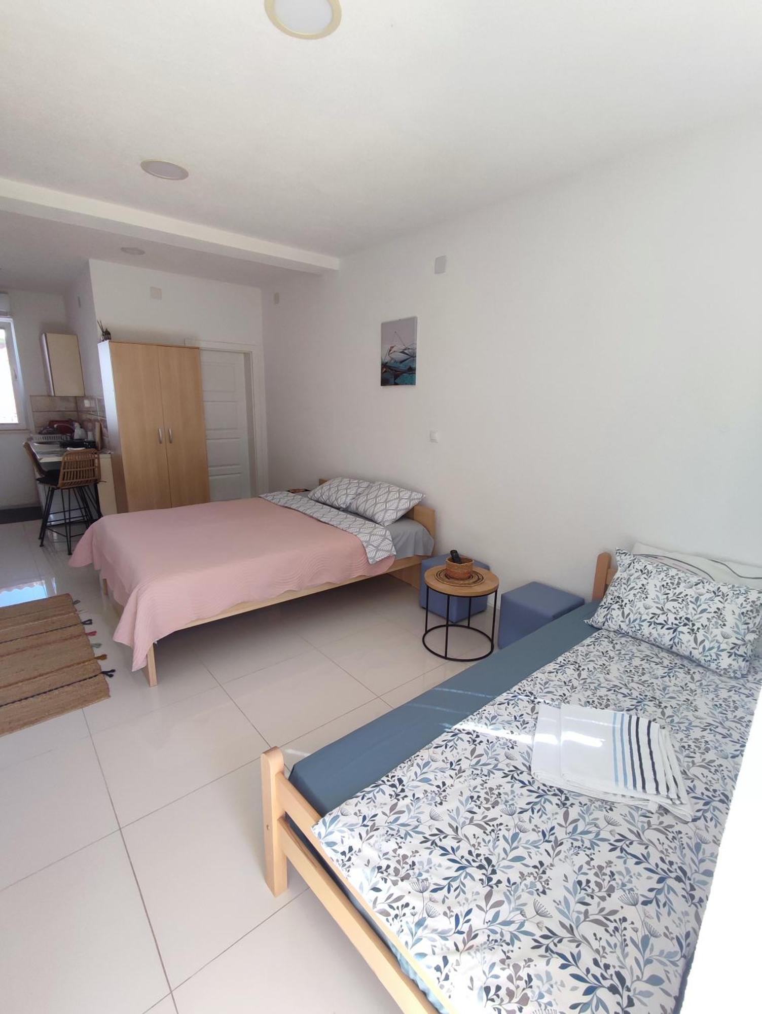 Apartments Three Ohrid Exterior photo