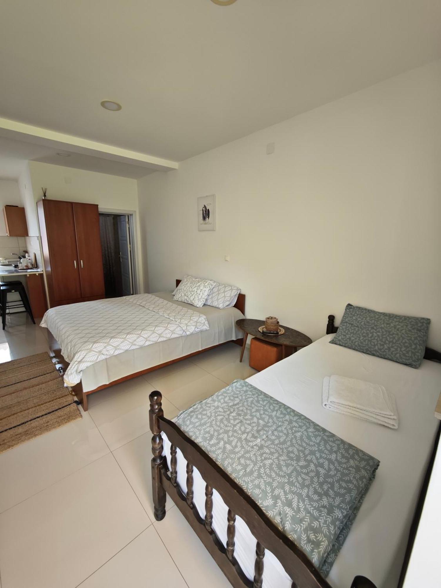 Apartments Three Ohrid Room photo